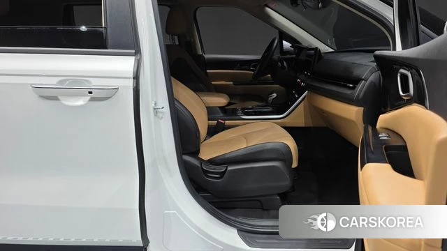 Kia Carnival 4th generation 2022 Белый из Кореи, фото 2