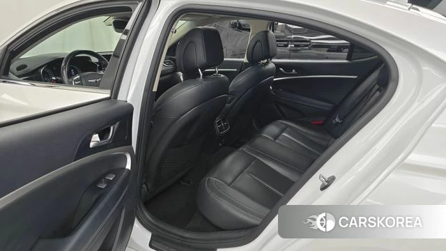 Genesis The New G70 2021 Белый из Кореи, фото 2
