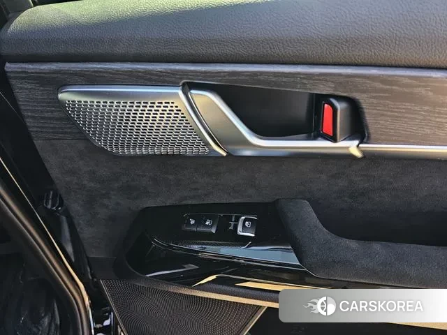 Kia Mohave Master 2023 Черный из Кореи, фото 2