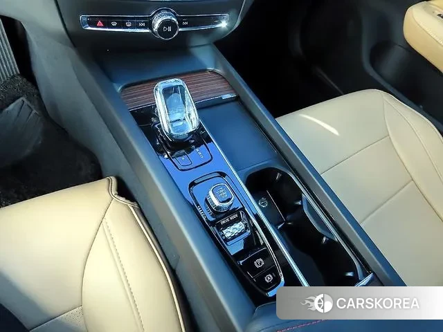 Volvo S60 3rd generation 2020 Белый из Кореи, фото 2