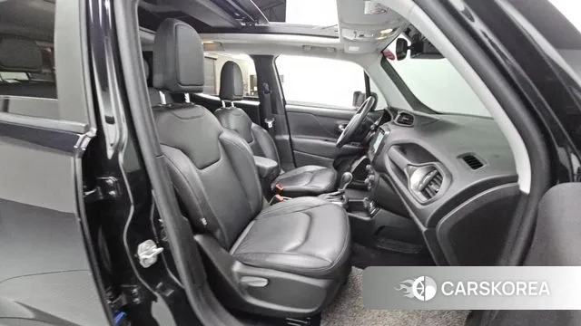 Jeep Renegade 2019 Черный из Кореи, фото 2