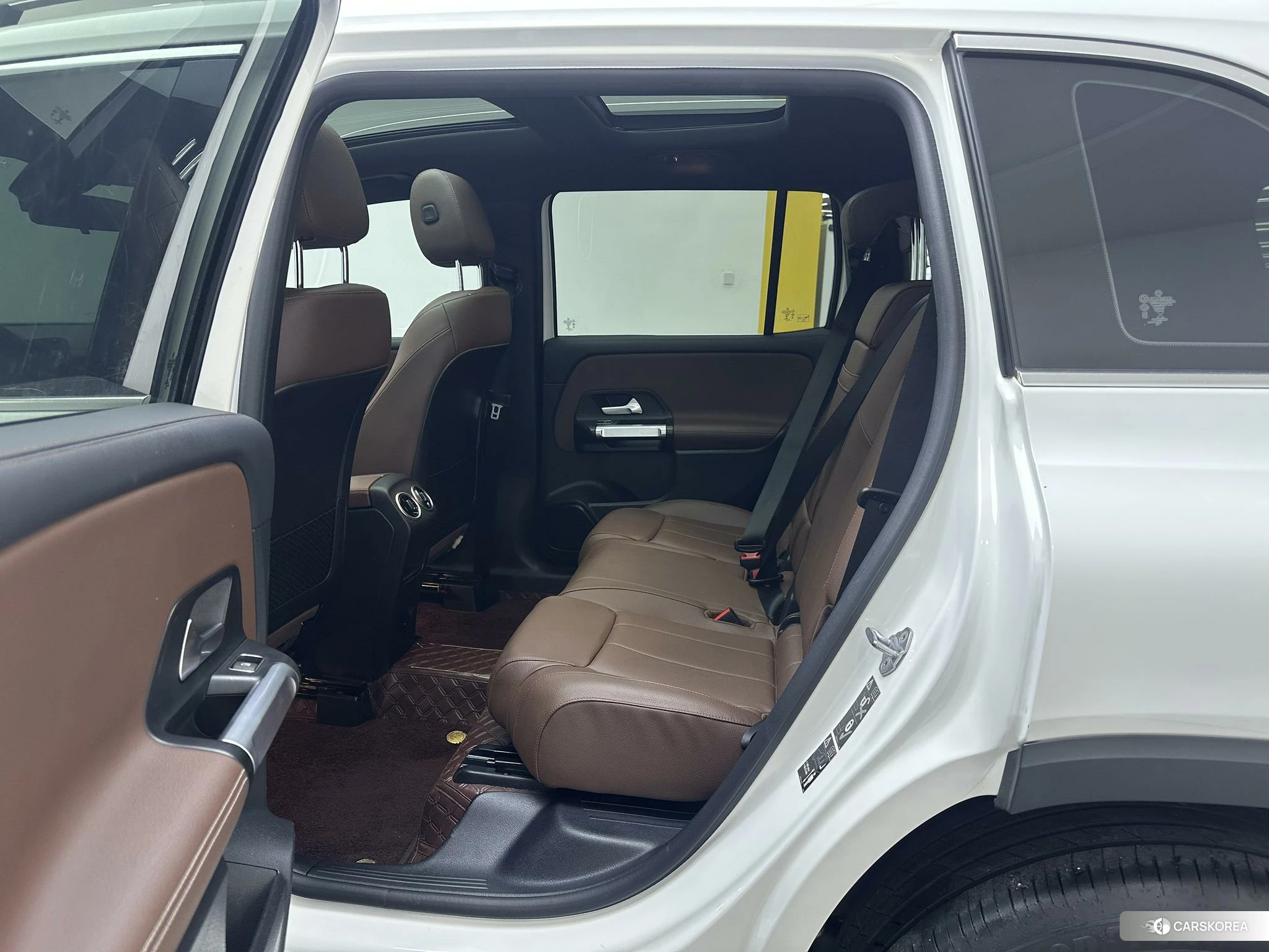 Mercedes-Benz GLB 2021 Белый из Китая, фото 2