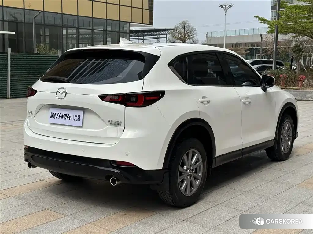 Mazda CX-5 2022 Белый из Китая, фото 2