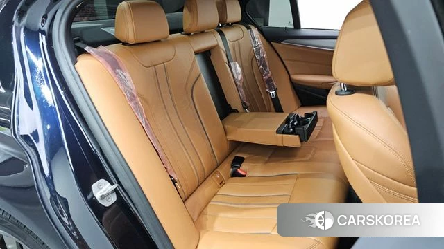 BMW 5 Series (G30) 2018 Синий из Кореи, фото 2