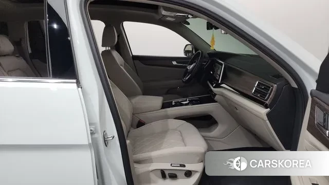 Volkswagen Atlas 2025 Белый из Кореи, фото 2