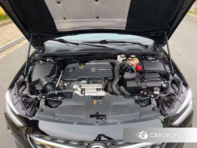 Buick Regal 2022 Черный из Китая, фото 2