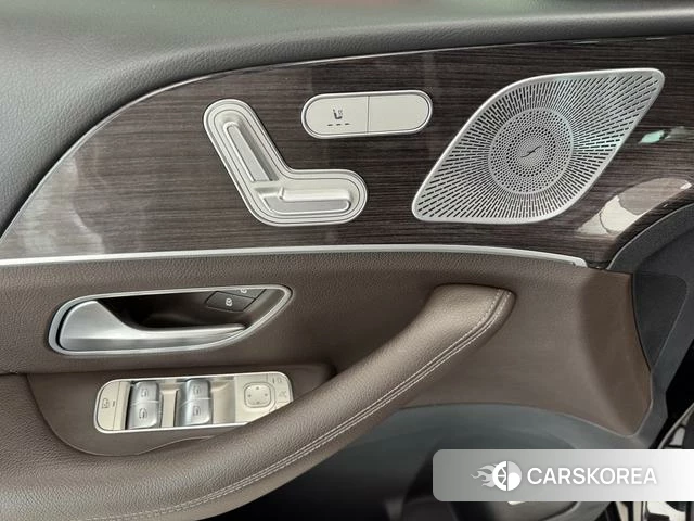 Mercedes-Benz GLE (import) 2023 Черный из Китая, фото 2
