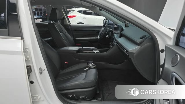 Hyundai Sonata D Edge (DN8) 2023 Белый из Кореи, фото 2