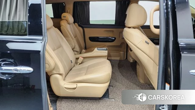 Kia The New Carnival 2018 Черный из Кореи, фото 2