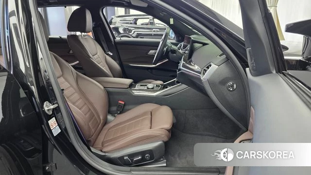 BMW 3 Series (G20) 2024 Черный из Кореи, фото 2