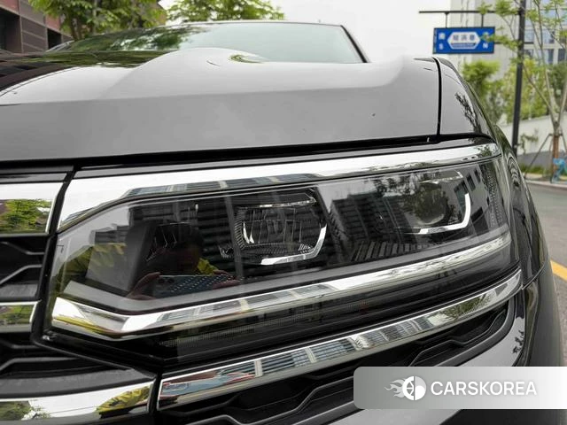 Volkswagen Tourang 2021 Черный из Китая, фото 2