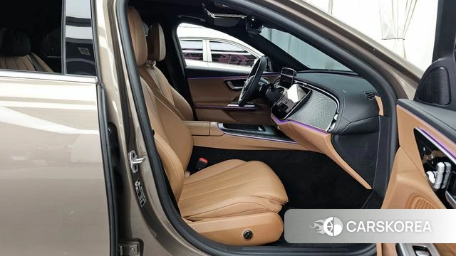 Mercedes-Benz E-Class W214 2025 Коричневый из Кореи, фото 2