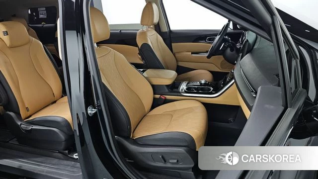 Kia Carnival 4th generation 2023 Черный из Кореи, фото 2