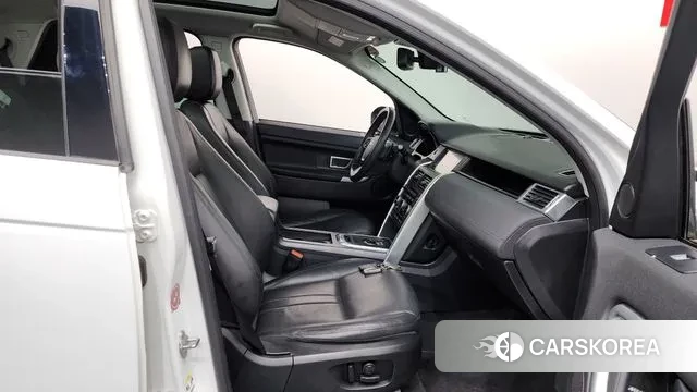 Land Rover Discovery Sports 2018 Белый из Кореи, фото 2