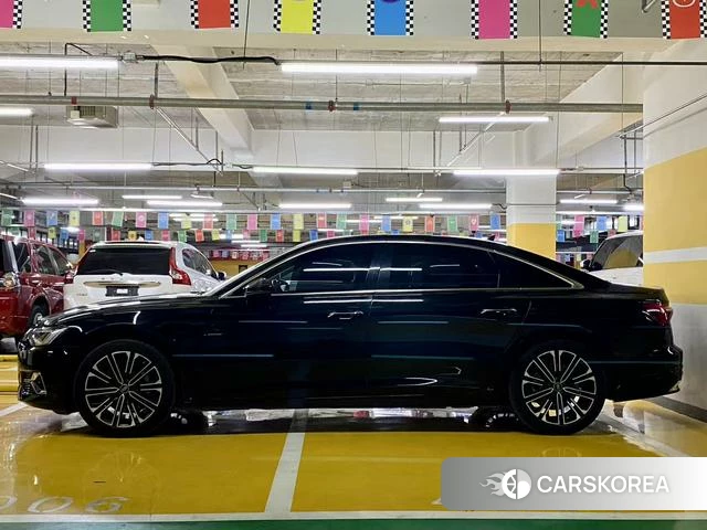 Audi A6L 2023 Черный из Китая, фото 2