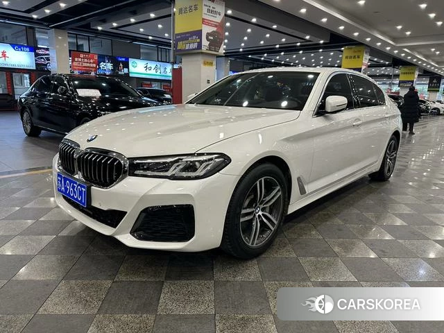 BMW 5 series 2021 Белый из Китая, фото 2