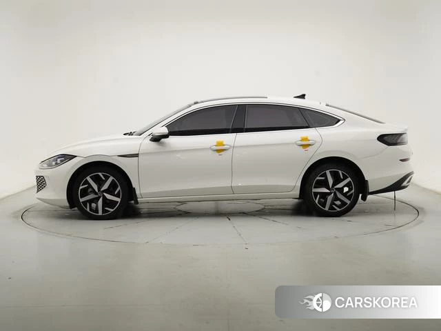Volkswagen Lingdu 2023 Белый из Китая, фото 2