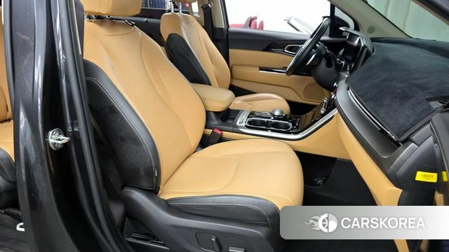 Kia Carnival 4th generation 2021 Черный из Кореи, фото 2