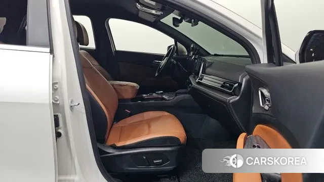 Kia Sportage 5th Generation 2023 Белый из Кореи, фото 2