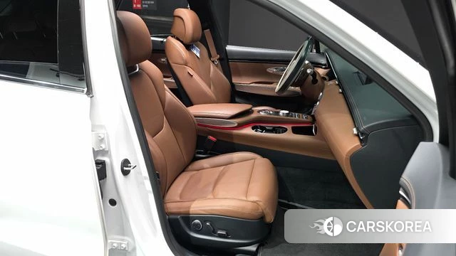 Genesis GV70 2021 Белый из Кореи, фото 2