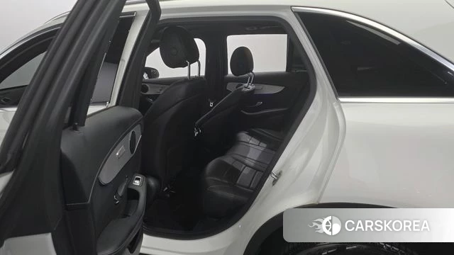 Mercedes-Benz GLC-Class X253 2021 Белый из Кореи, фото 2