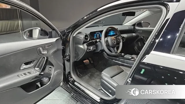 Mercedes-Benz A-Class W177 2020 Черный из Кореи, фото 2