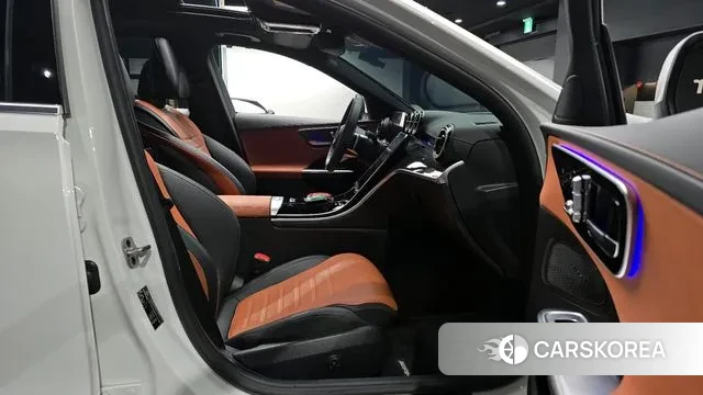 Mercedes-Benz C-Class W206 2024 Белый из Кореи, фото 2