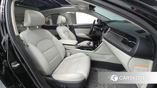 Kia K7 Premier Hybrid 2020 Черный из Кореи, фото 2