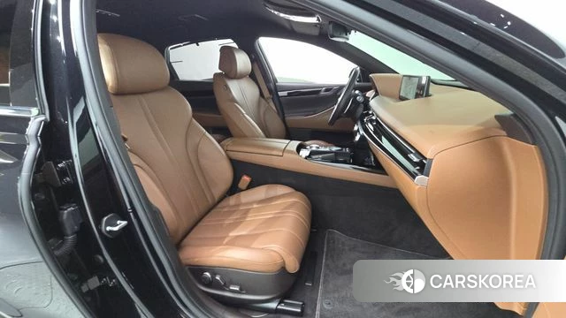 Genesis G80 (RG3) 2022 Черный из Кореи, фото 2