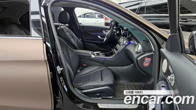 Mercedes-Benz C-Class W205 2019 Коричневый из Кореи, фото 2