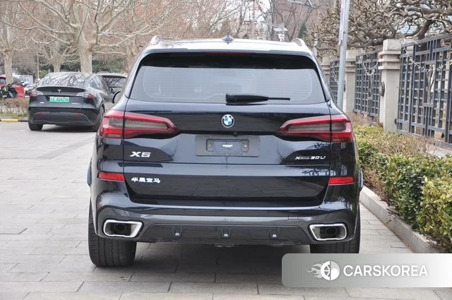 BMW X5 2022 Черный из Китая, фото 2