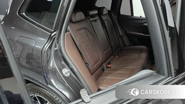 BMW X3 (G01) 2023 Серый из Кореи, фото 2