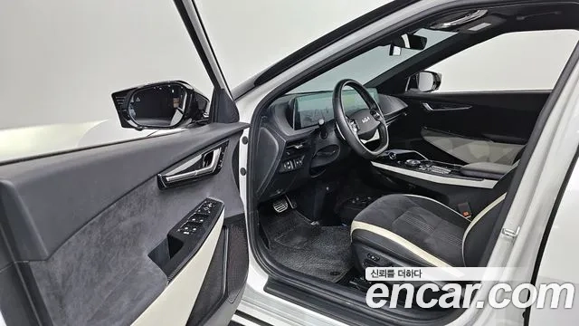 Kia EV6 2021 Белый из Кореи, фото 2