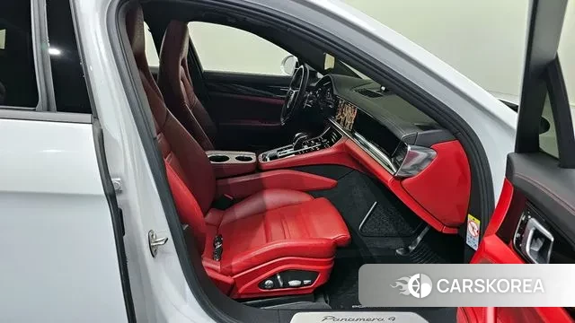 Porsche Panamera (971) 2021 Белый из Кореи, фото 2