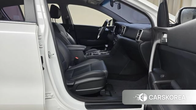 Kia Sportage 4th Generation 2018 Белый из Кореи, фото 2