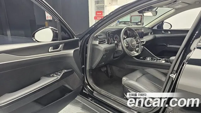 Kia K5 3rd generation 2023 Черный из Кореи, фото 2