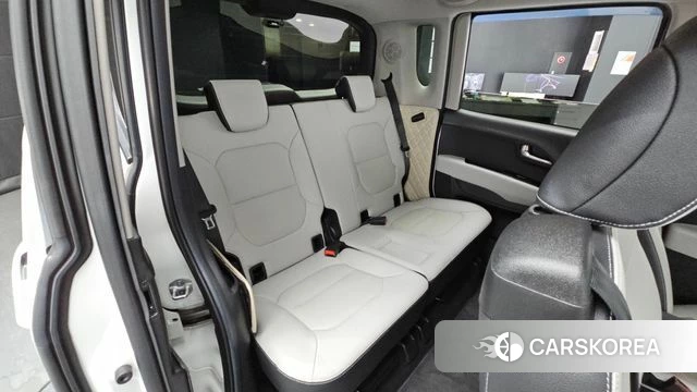 Kia The New Kia Ray EV 2023 Белый из Кореи, фото 2