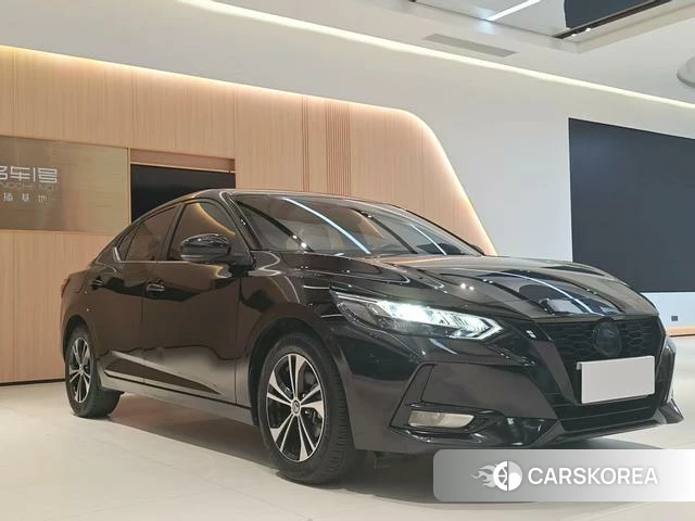 Nissan Xuan Yi 2022 Черный из Китая, фото 2