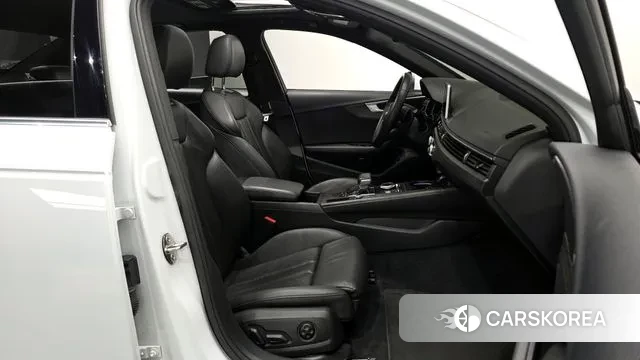 Audi A4 (B9) 2019 Белый из Кореи, фото 2