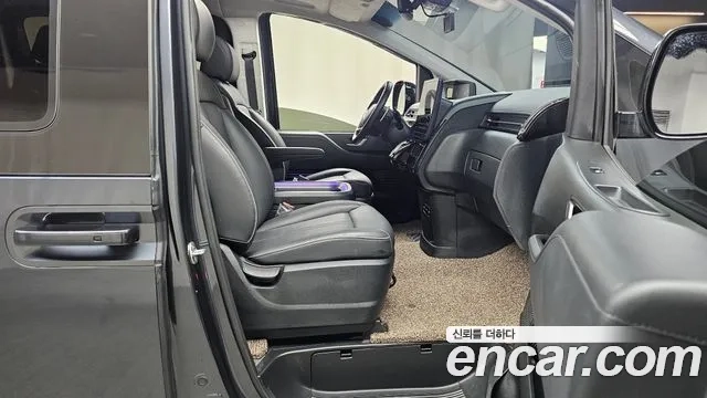 Hyundai Staria 2022 Серый из Кореи, фото 2