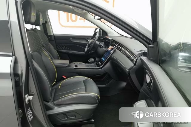 Roewe RX5 2021 Темно-серый из Китая, фото 2