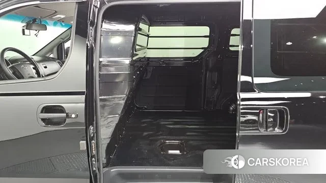 Hyundai The New Grand Starex 2020 Черный из Кореи, фото 2