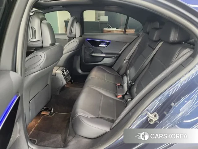 Mercedes-Benz C-Class W206 2024 Синий из Кореи, фото 2