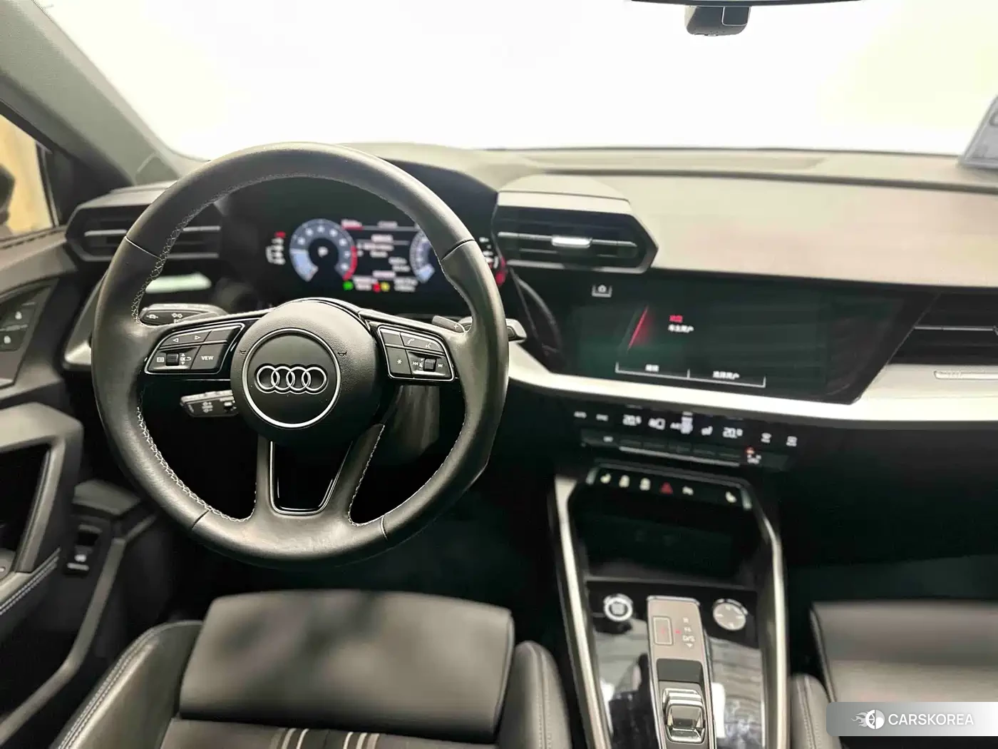 Audi A3 2023 Silver/gray из Китая, фото 2