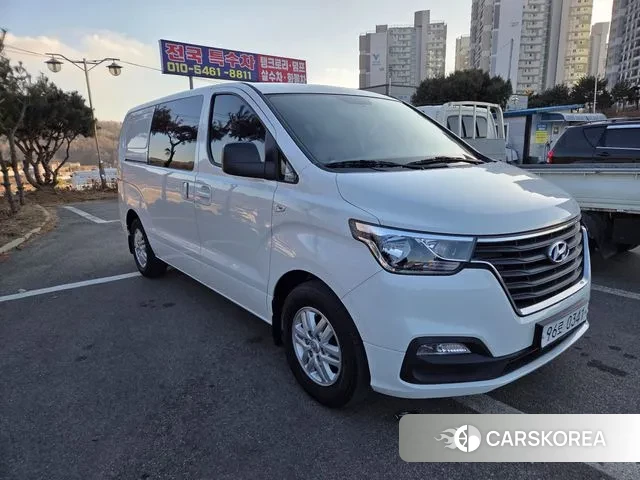 Hyundai The New Grand Starex 2019 Белый из Кореи, фото 2