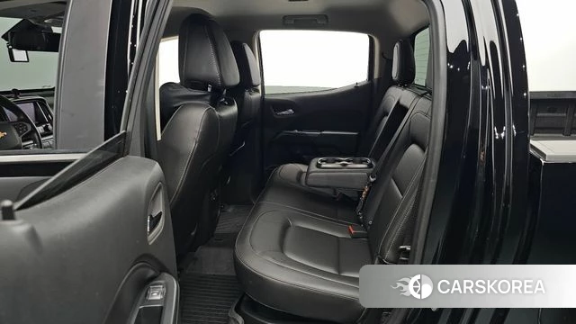 Chevrolet (GM Daewoo) Real New Colorado 2022 Черный из Кореи, фото 2