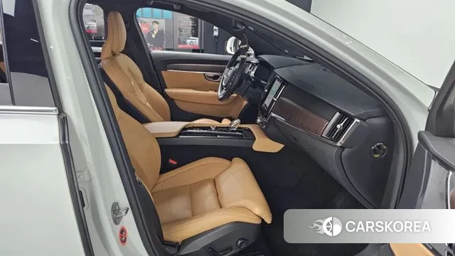 Volvo S90 2023 Белый из Кореи, фото 2