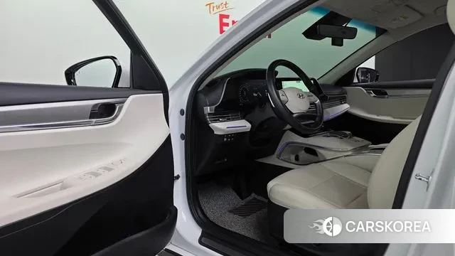 Hyundai The New Grandeur IG Hybrid 2021 Белый из Кореи, фото 2