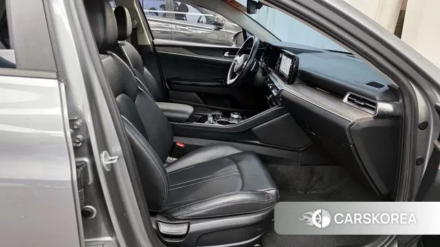 Kia K5 3rd generation 2021 Серый из Кореи, фото 2