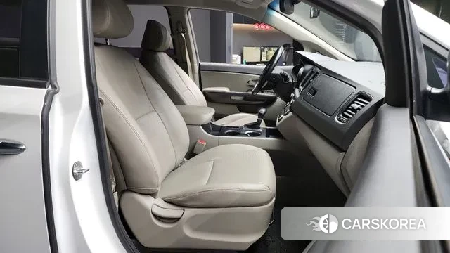 Kia The New Carnival 2018 Белый из Кореи, фото 2